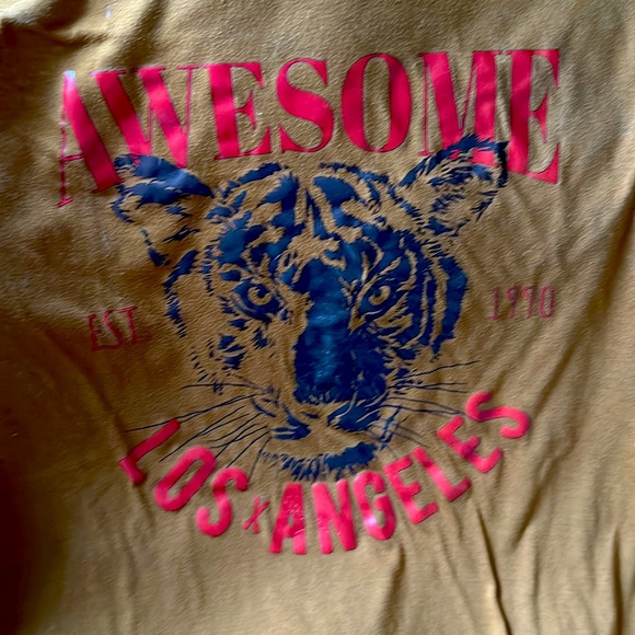 Oversized Tiger Tee - Picture 3 of 4